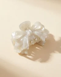 Bow Shape Claw in Milk Pearl