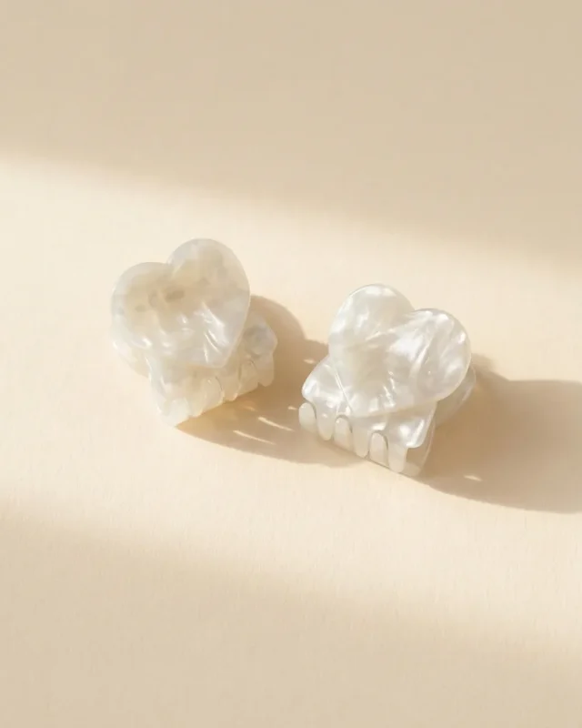 Hjärt-hårklämmor, 2-pack i Milk Pearl