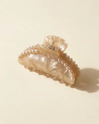 Pearl Rim Claw in Oat Sheen