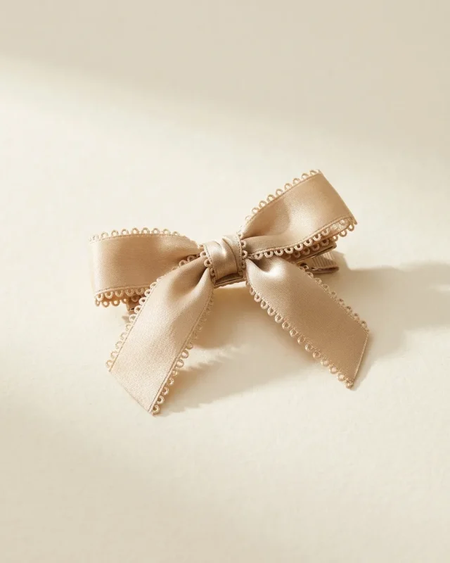 Picot Edge Bow