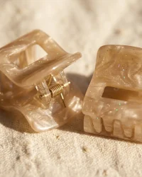 Square Claw Duo, close up